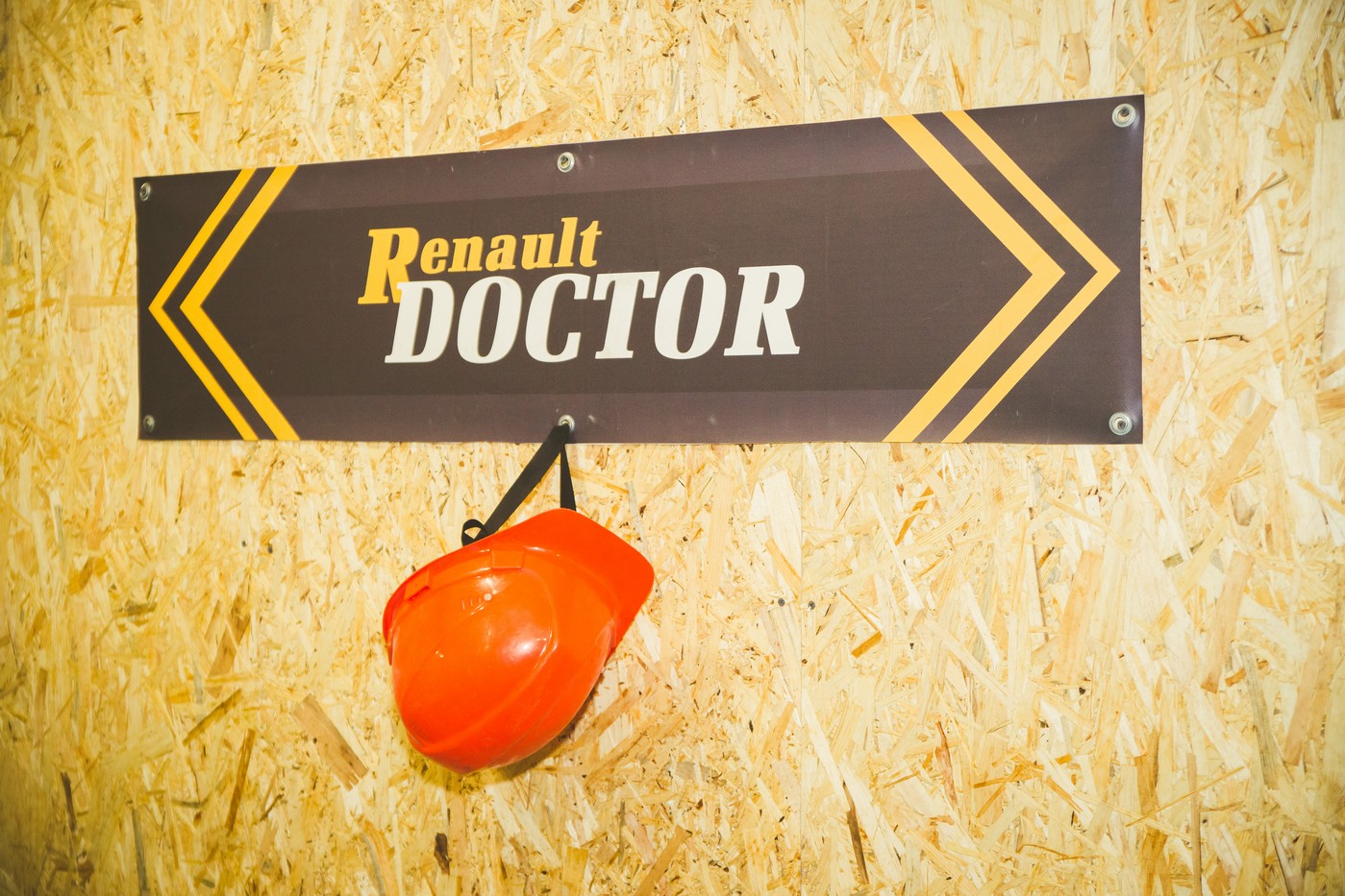 HB Renault Doctor print